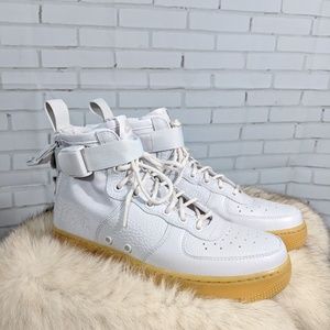 SALE!! Nike SF AF1 Mid Air Force 1